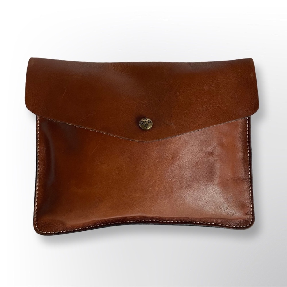 Patricia Nash - Leather Clutch